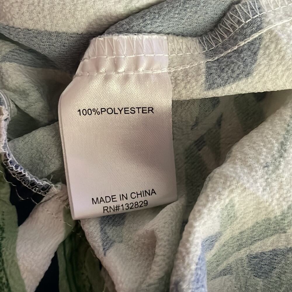 Superdown Pilar Leaf Pattern Off Shoulder Tie Rom… - image 4